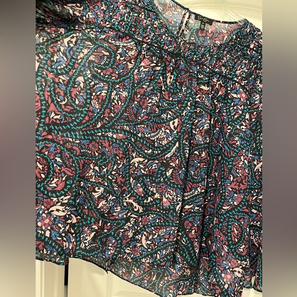 Jessica Simpson Flowy Patterned Top - Picture 5 of 6